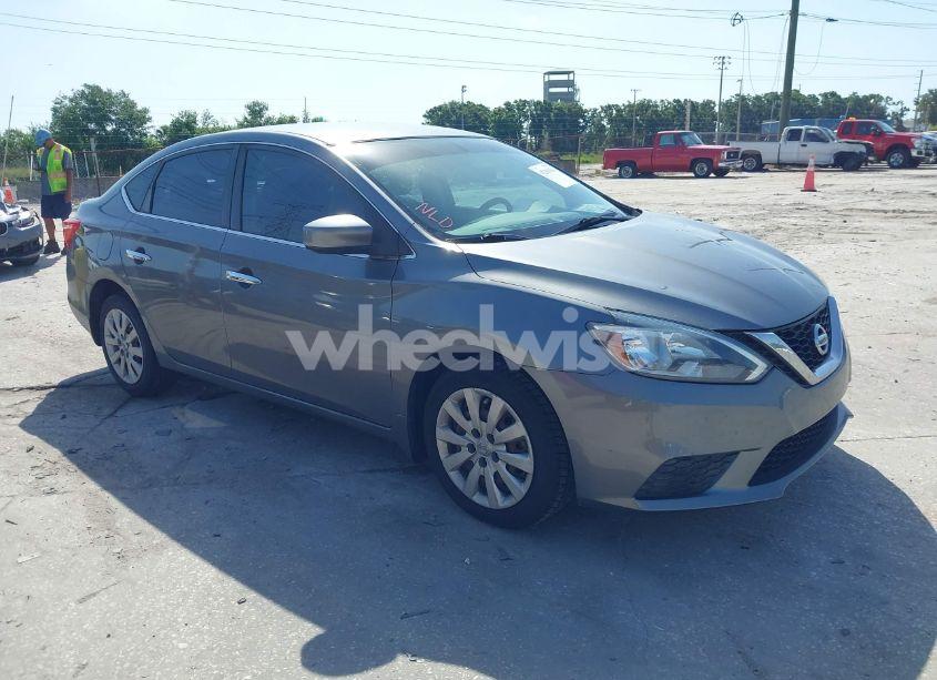 2017 Nissan Sentra S (VIN 3N1AB7AP2HY342511) main photo