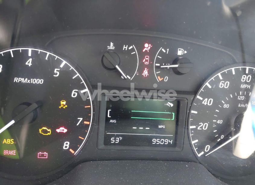 Photo 7 of 2017 Nissan Sentra S (VIN 3N1AB7AP2HY345635)