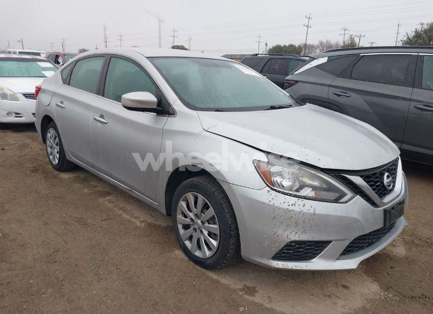 2017 Nissan Sentra SV (VIN 3N1AB7AP2HY355808) main photo