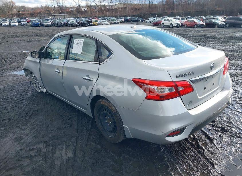 Photo 3 of 2017 Nissan Sentra SV (VIN 3N1AB7AP2HY381292)