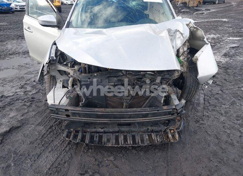 Photo 6 of 2017 Nissan Sentra SV (VIN 3N1AB7AP2HY381292)