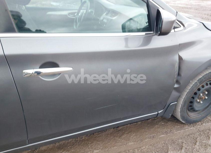 Photo 13 of 2017 Nissan Sentra S (VIN 3N1AB7AP2HY396939)