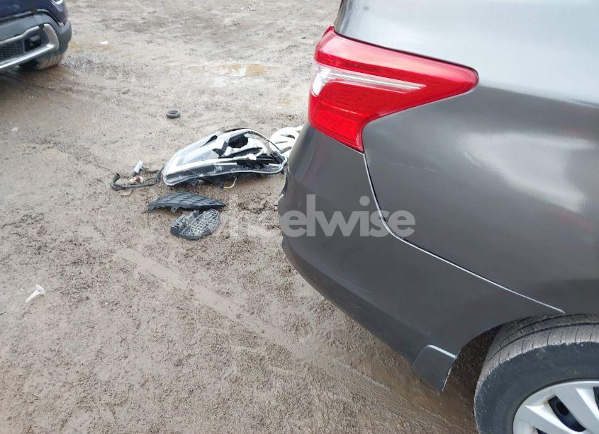 Photo 15 of 2017 Nissan Sentra S (VIN 3N1AB7AP2HY396939)