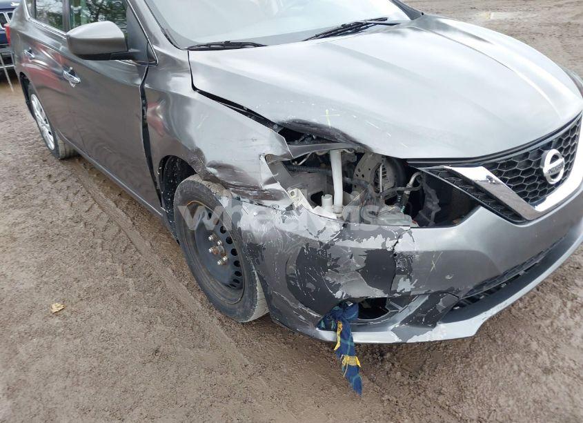 Photo 6 of 2017 Nissan Sentra S (VIN 3N1AB7AP2HY396939)