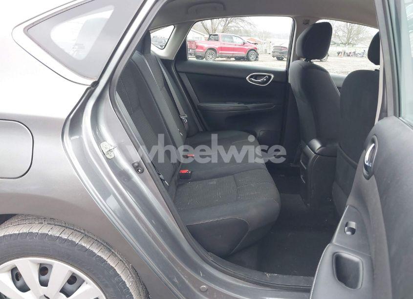 Photo 8 of 2017 Nissan Sentra S (VIN 3N1AB7AP2HY396939)