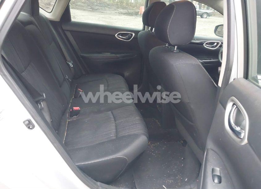 Photo 8 of 2017 Nissan Sentra SV (VIN 3N1AB7AP2HY411570)