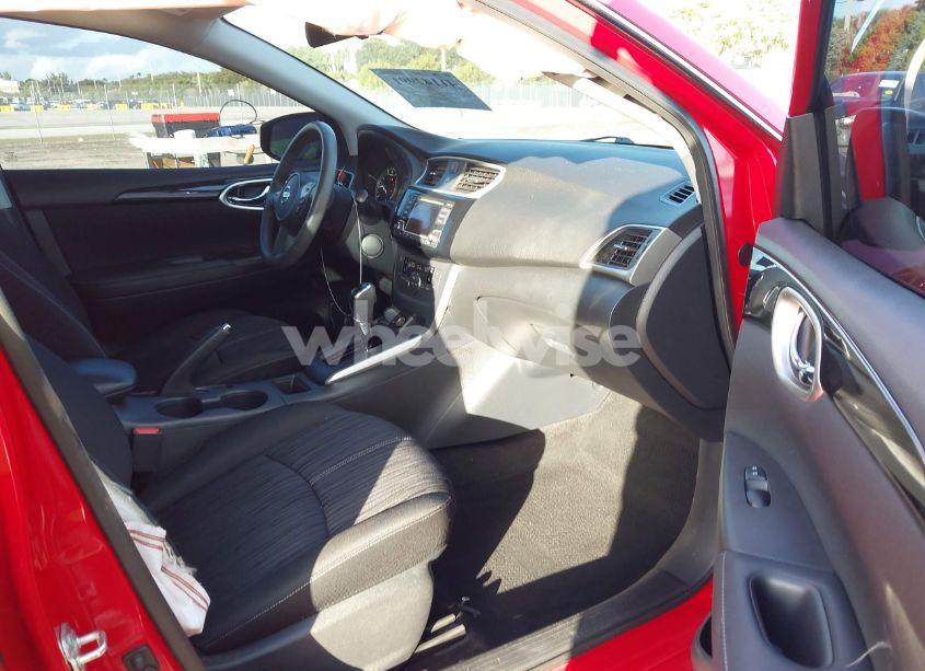 Photo 5 of 2018 Nissan Sentra SV (VIN 3N1AB7AP2JL618852)