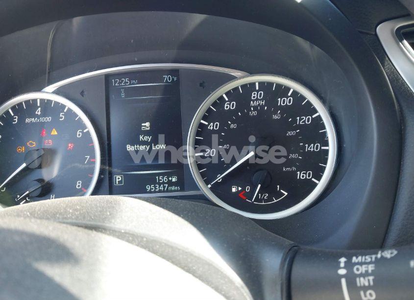 Photo 7 of 2018 Nissan Sentra SV (VIN 3N1AB7AP2JL651768)