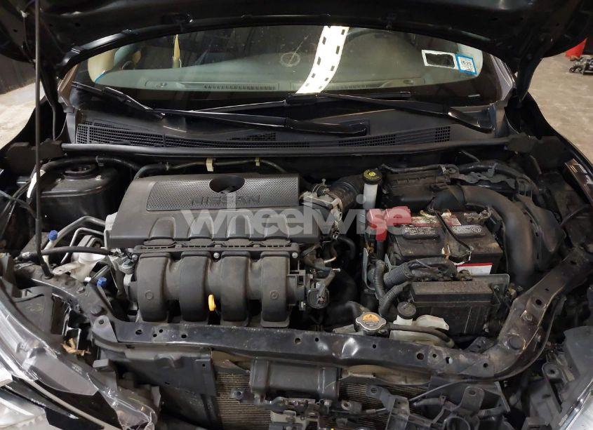 Photo 10 of 2018 Nissan Sentra SV (VIN 3N1AB7AP2JL653505)