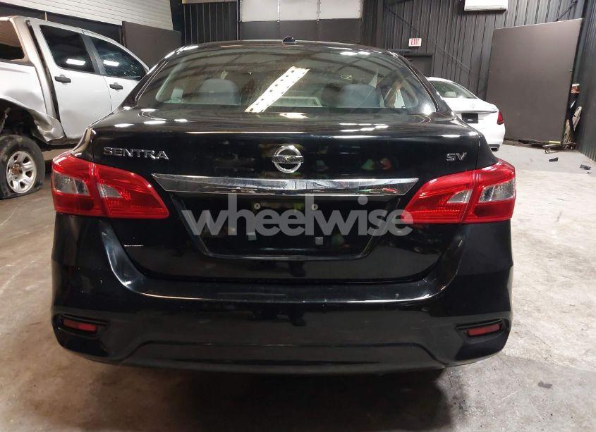 Photo 16 of 2018 Nissan Sentra SV (VIN 3N1AB7AP2JL653505)
