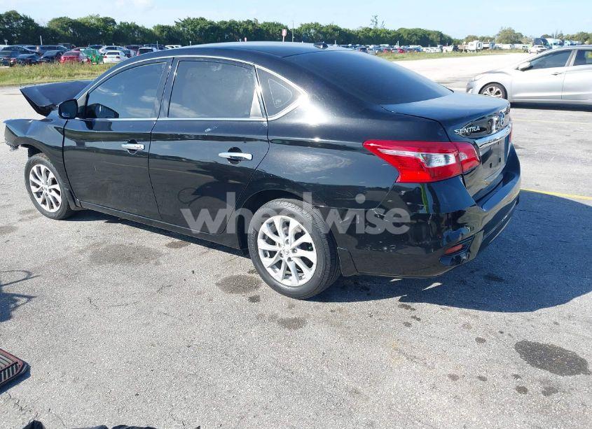 Photo 3 of 2018 Nissan Sentra SV (VIN 3N1AB7AP2JL656825)