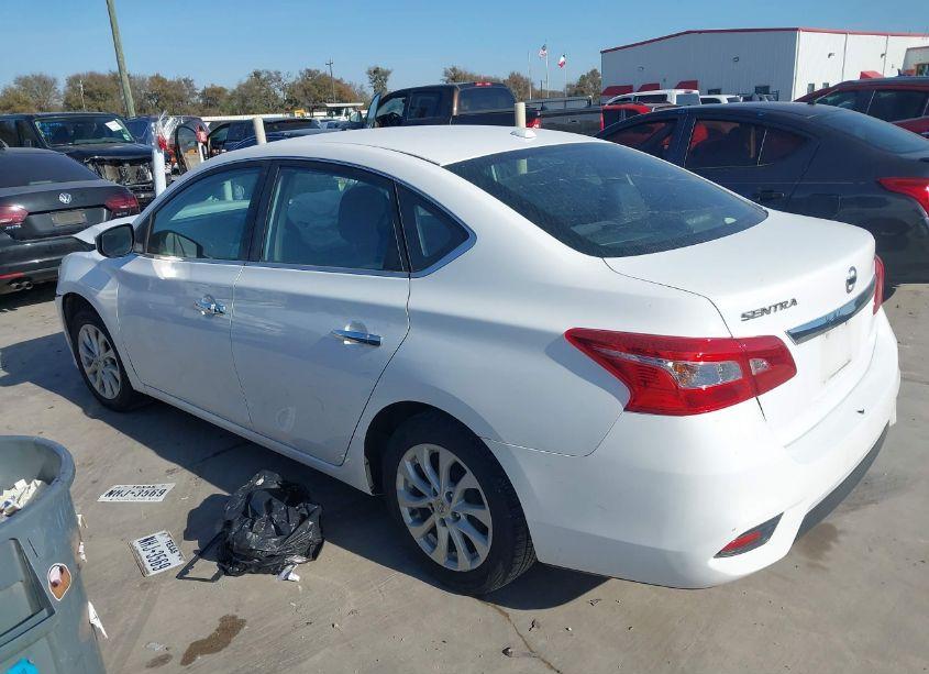 Photo 3 of 2018 Nissan Sentra SV (VIN 3N1AB7AP2JL657084)