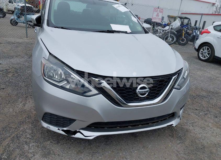 Photo 6 of 2018 Nissan Sentra S (VIN 3N1AB7AP2JY201704)