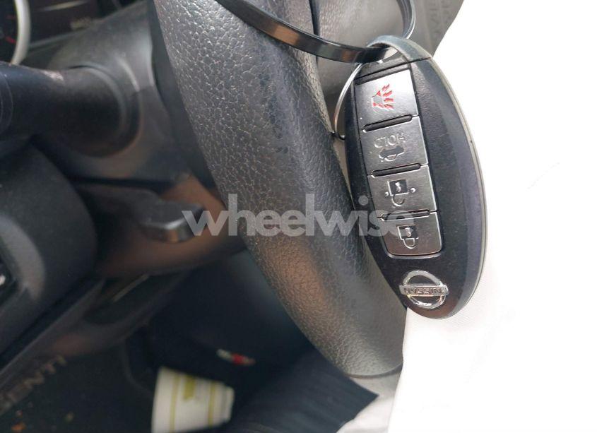 Photo 11 of 2018 Nissan Sentra SV (VIN 3N1AB7AP2JY213223)