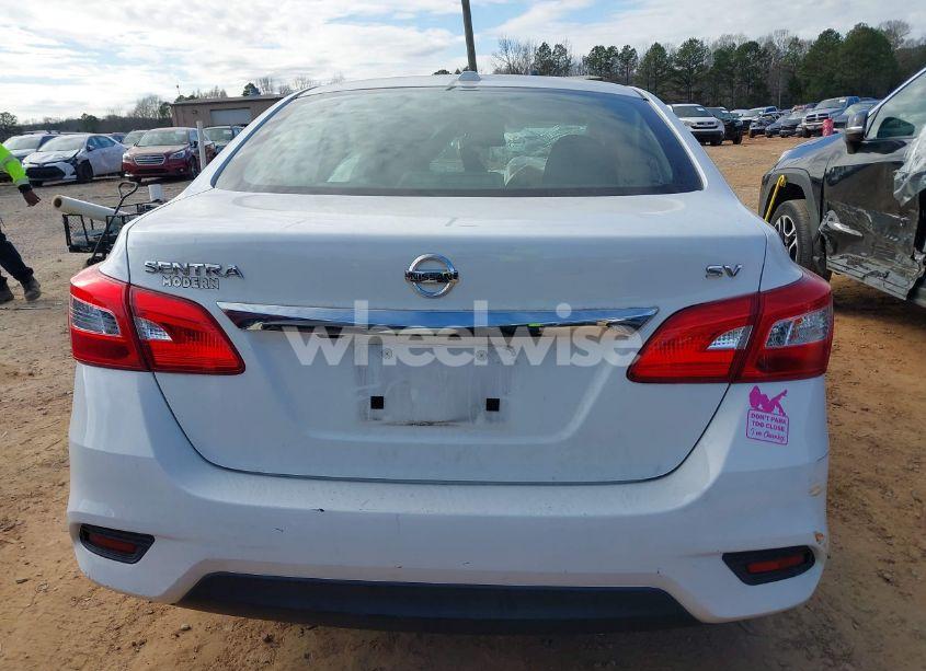 Photo 17 of 2018 Nissan Sentra SV (VIN 3N1AB7AP2JY213223)
