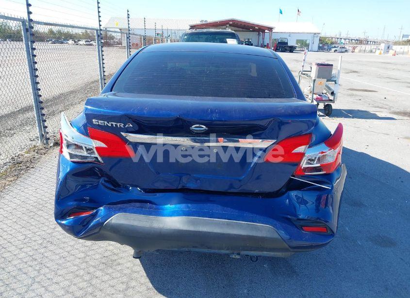 Photo 17 of 2018 Nissan Sentra S (VIN 3N1AB7AP2JY213321)