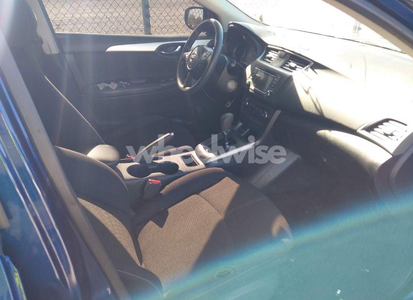 Photo 5 of 2018 Nissan Sentra S (VIN 3N1AB7AP2JY213321)