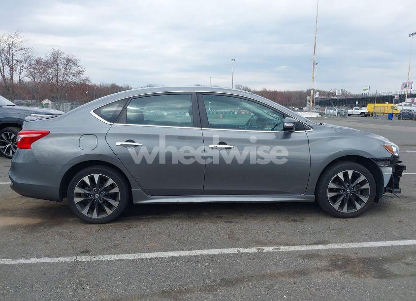 Photo 13 of 2018 Nissan Sentra SR (VIN 3N1AB7AP2JY219135)