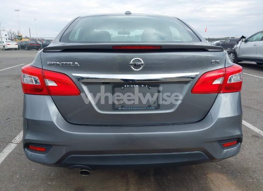 Photo 16 of 2018 Nissan Sentra SR (VIN 3N1AB7AP2JY219135)