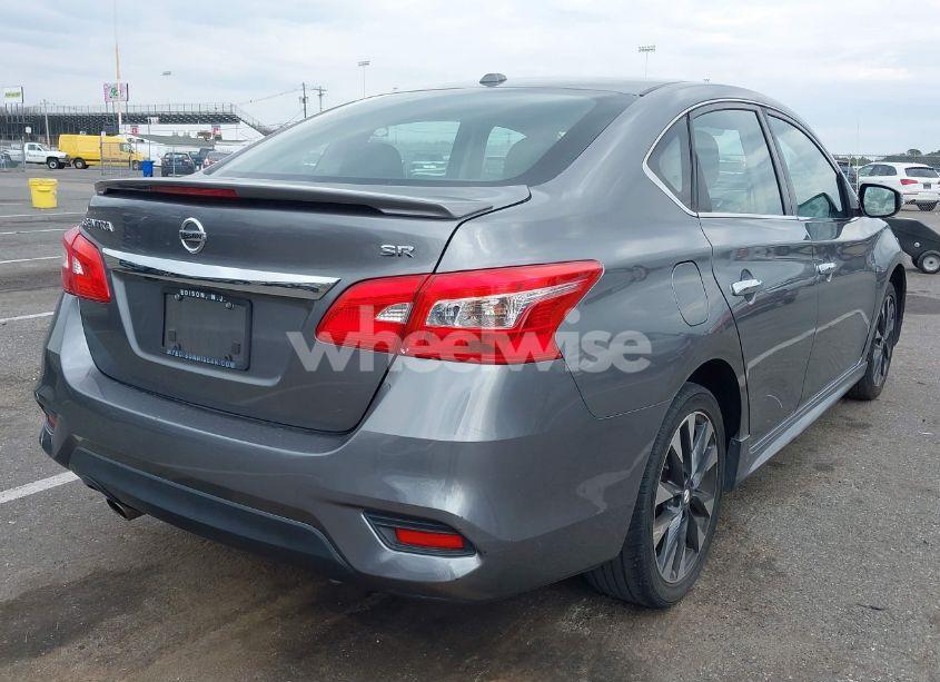 Photo 4 of 2018 Nissan Sentra SR (VIN 3N1AB7AP2JY219135)