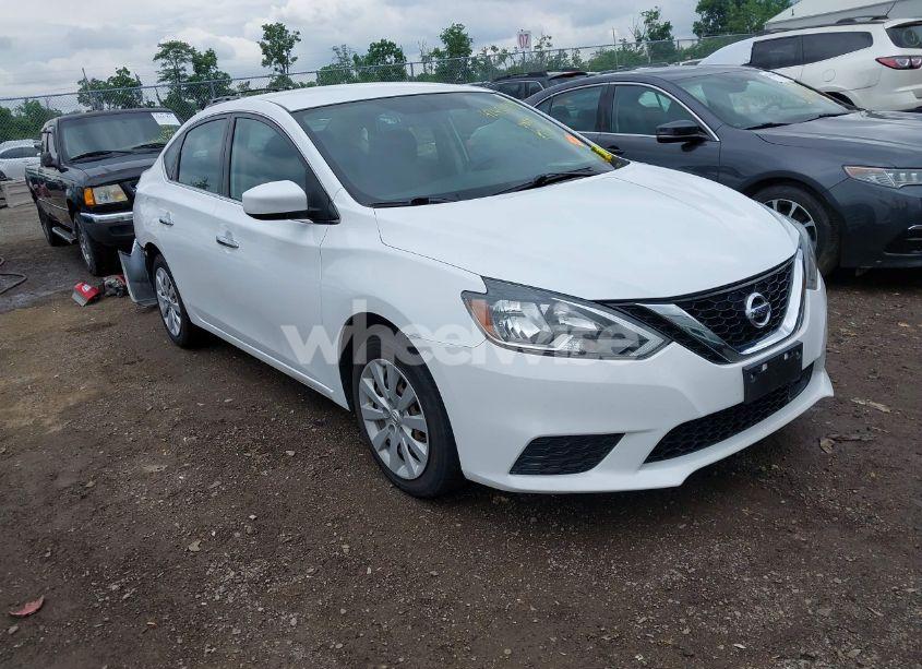 2018 Nissan Sentra S (VIN 3N1AB7AP2JY220186) main photo