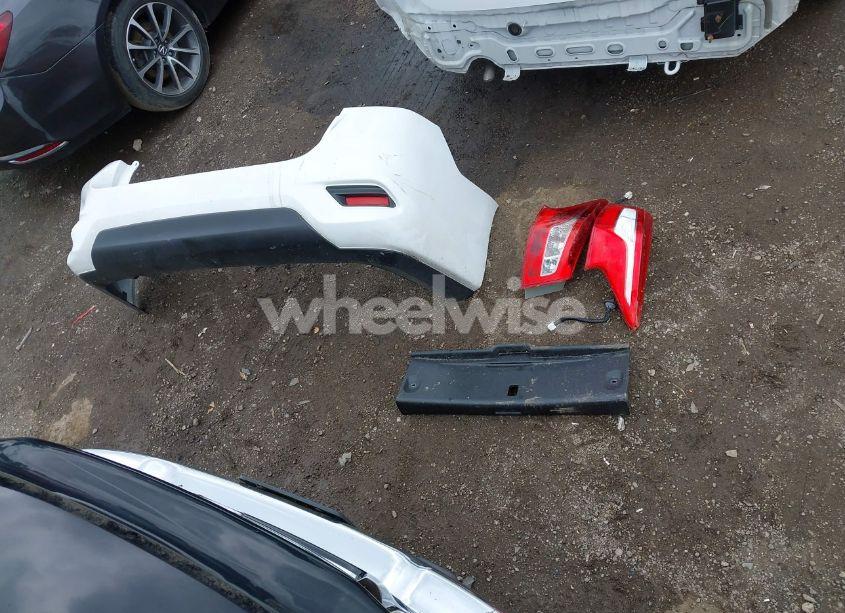 Photo 12 of 2018 Nissan Sentra S (VIN 3N1AB7AP2JY220186)