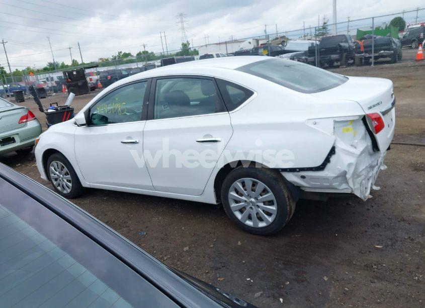 Photo 15 of 2018 Nissan Sentra S (VIN 3N1AB7AP2JY220186)