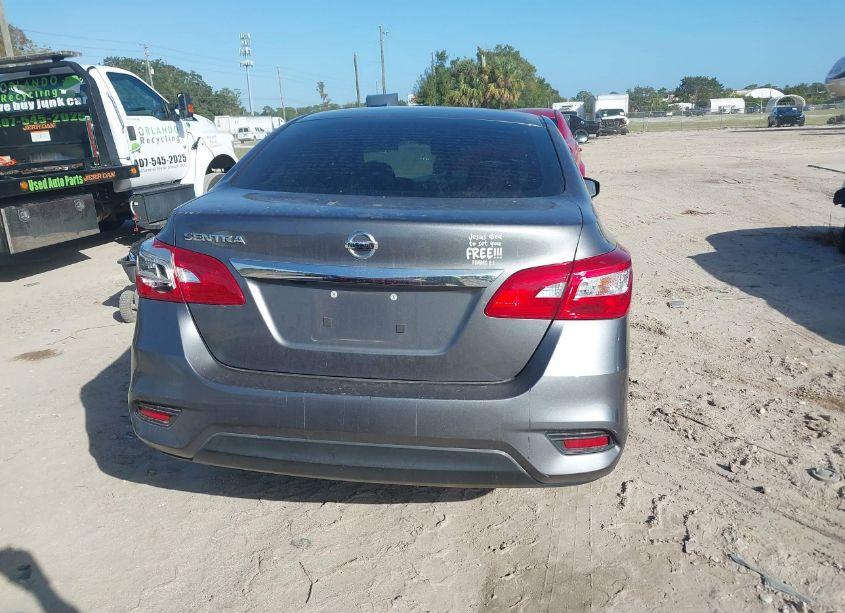 Photo 17 of 2018 Nissan Sentra S (VIN 3N1AB7AP2JY222956)