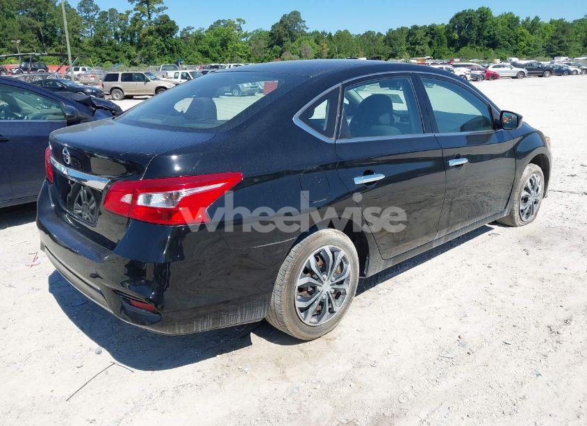 Photo 4 of 2018 Nissan Sentra S (VIN 3N1AB7AP2JY224805)