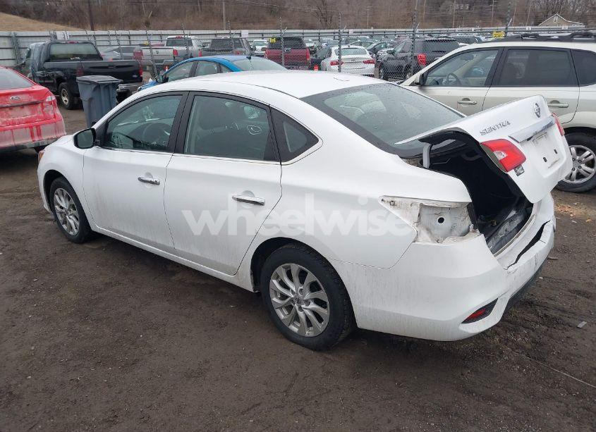 Photo 3 of 2018 Nissan Sentra SV (VIN 3N1AB7AP2JY225405)