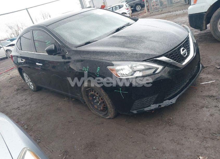 2018 Nissan Sentra S (VIN 3N1AB7AP2JY230426) main photo