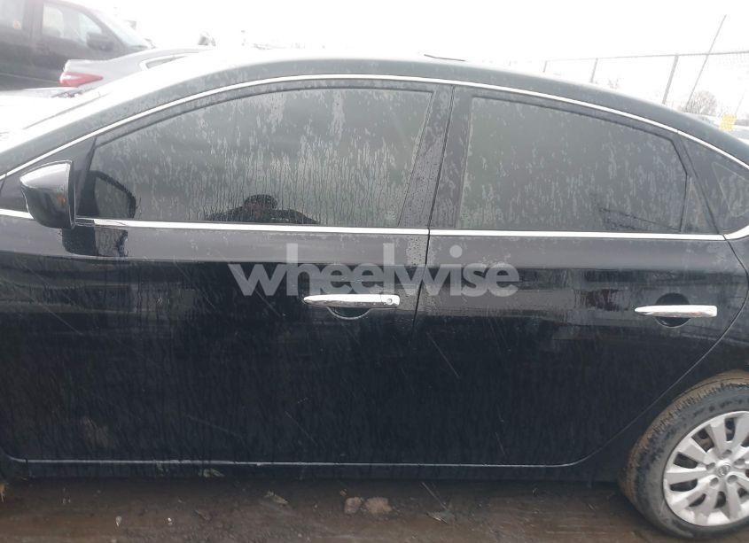 Photo 14 of 2018 Nissan Sentra S (VIN 3N1AB7AP2JY230426)