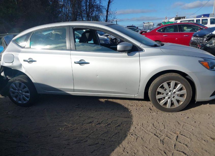Photo 13 of 2018 Nissan Sentra S (VIN 3N1AB7AP2JY232984)