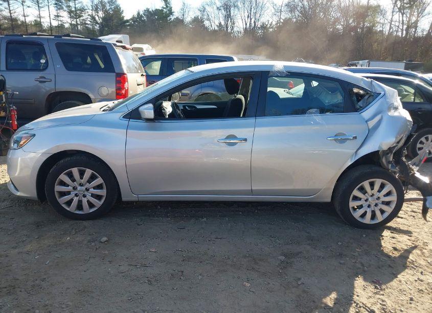 Photo 14 of 2018 Nissan Sentra S (VIN 3N1AB7AP2JY232984)