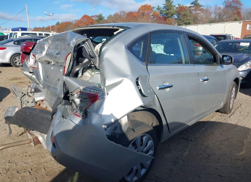 Photo 4 of 2018 Nissan Sentra S (VIN 3N1AB7AP2JY232984)