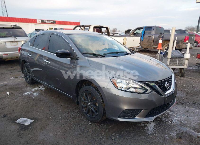 2018 Nissan Sentra S (VIN 3N1AB7AP2JY233312) main photo