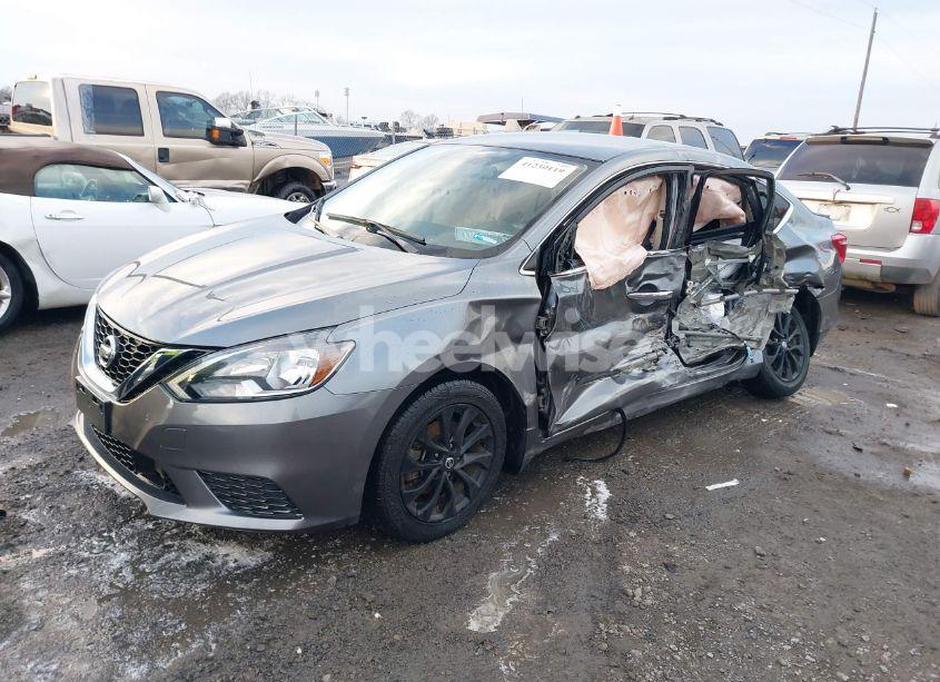 Photo 2 of 2018 Nissan Sentra S (VIN 3N1AB7AP2JY233312)