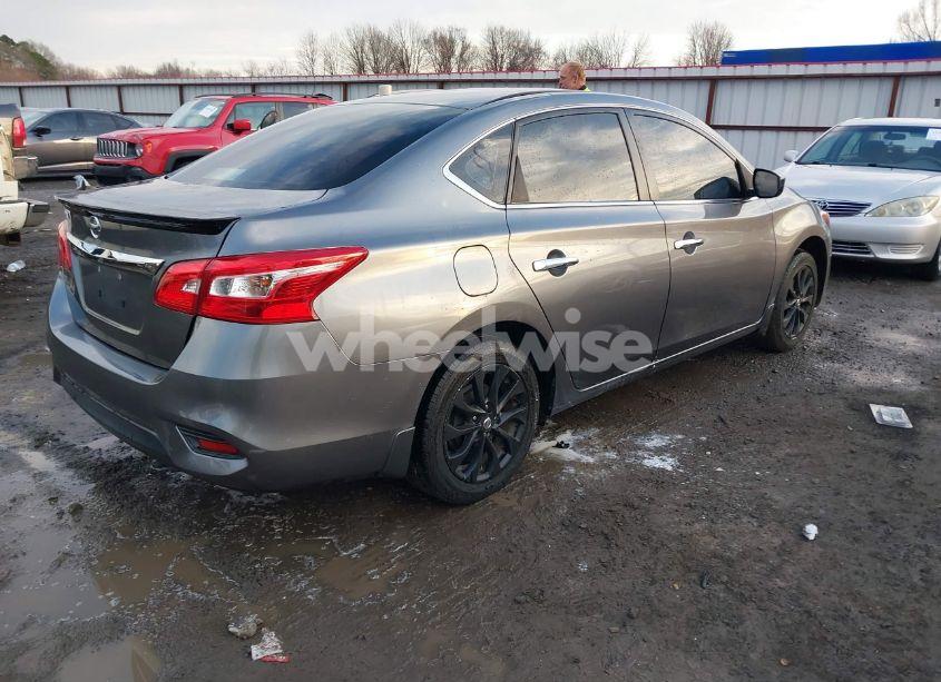 Photo 4 of 2018 Nissan Sentra S (VIN 3N1AB7AP2JY233312)