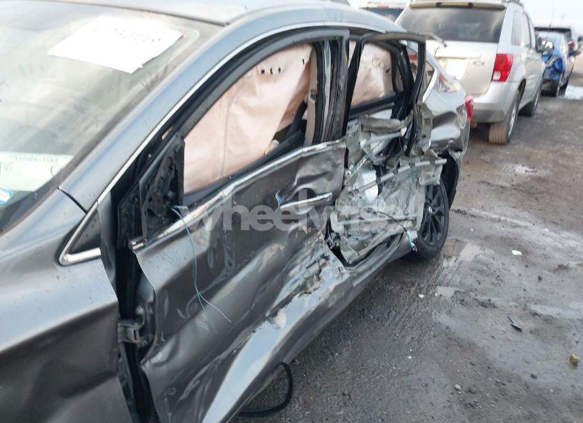 Photo 6 of 2018 Nissan Sentra S (VIN 3N1AB7AP2JY233312)