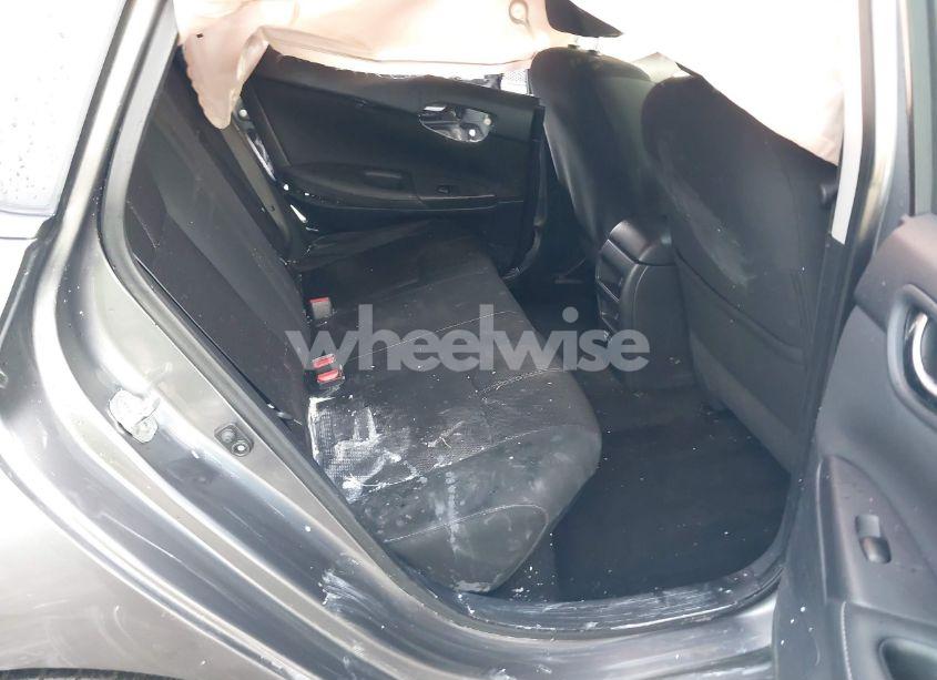 Photo 8 of 2018 Nissan Sentra S (VIN 3N1AB7AP2JY233312)