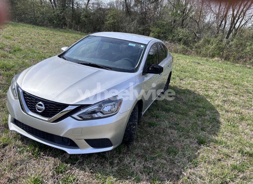 Photo 2 of 2018 Nissan Sentra (VIN 3N1AB7AP2JY234041)