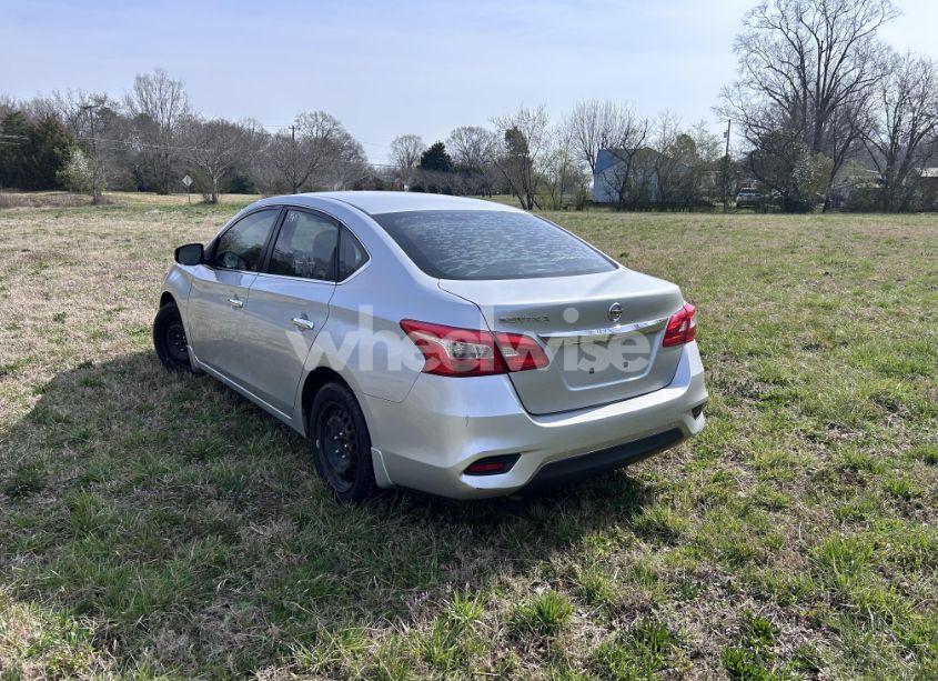 Photo 3 of 2018 Nissan Sentra (VIN 3N1AB7AP2JY234041)