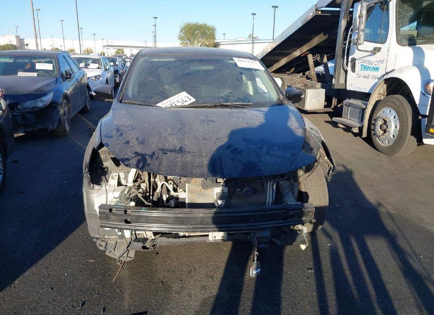 Photo 13 of 2018 Nissan Sentra SR (VIN 3N1AB7AP2JY237084)