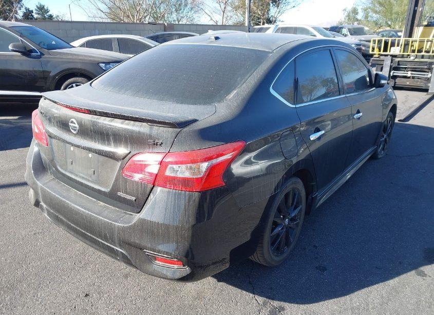 Photo 4 of 2018 Nissan Sentra SR (VIN 3N1AB7AP2JY237084)