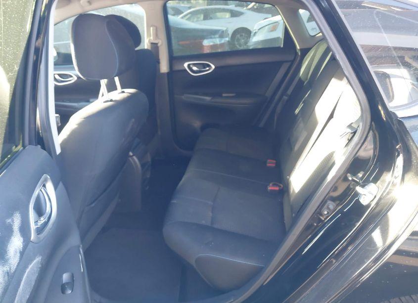 Photo 8 of 2018 Nissan Sentra SR (VIN 3N1AB7AP2JY237084)