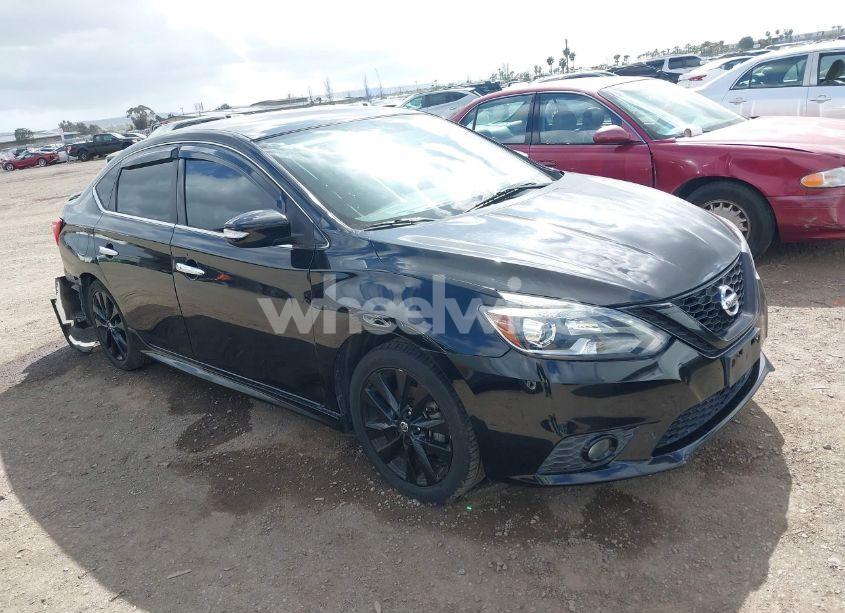 2018 Nissan Sentra SR (VIN 3N1AB7AP2JY238834) main photo