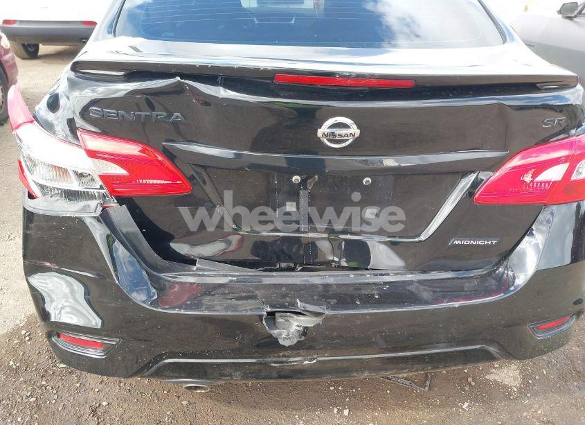 Photo 6 of 2018 Nissan Sentra SR (VIN 3N1AB7AP2JY238834)