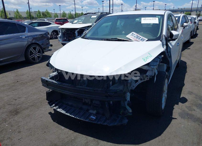 Photo 6 of 2018 Nissan Sentra SV (VIN 3N1AB7AP2JY241913)