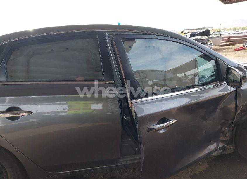 Photo 13 of 2018 Nissan Sentra S (VIN 3N1AB7AP2JY244178)