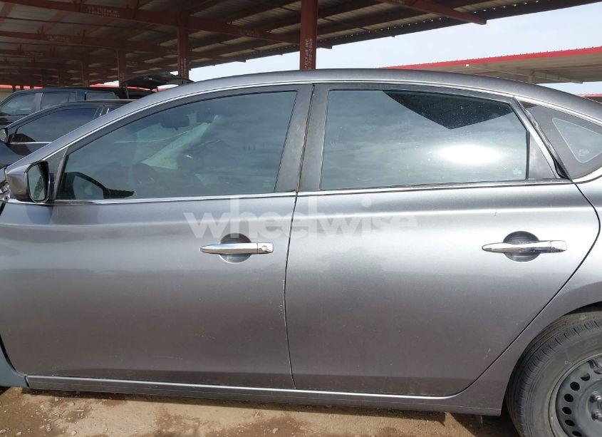 Photo 14 of 2018 Nissan Sentra S (VIN 3N1AB7AP2JY244178)